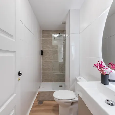Charming 4-bedroom In Malaga's Historic Center *