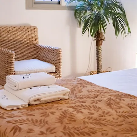 Apartment Charming 4-bedroom In Malaga's Historic Center