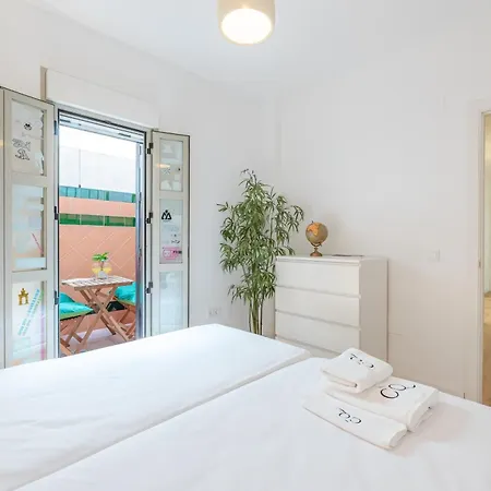 Charming 4-bedroom In Malaga's Historic Center *